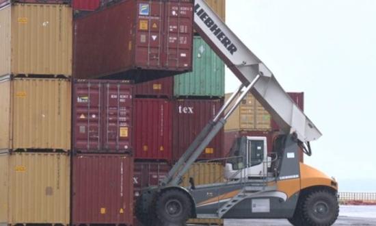 El Puerto de Posadas concreta su octavo envío del año: 120 contenedores con productos misioneros parten hacia países de América, Europa y Asia