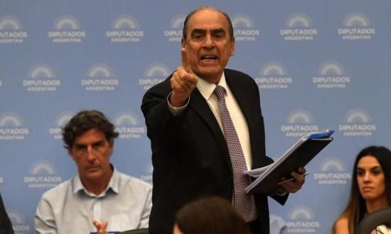 Guillermo Francos admitió que el auxilio de EE.UU. no llegaría pronto