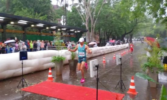 Por 4º año consecutivo, Edgardo Franco ganó la Media Maratón de las Tres Fronteras