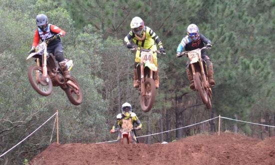 Por primera vez, el Campeonato Argentino de Motocross llega a Misiones con más de 150 pilotos de la región: “Va a ser una fiesta”