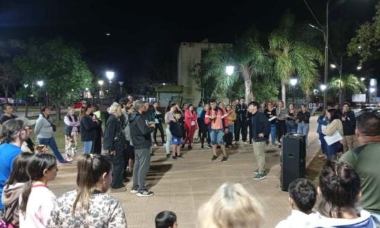 Una nueva marcha de padres de la Escuela 617...