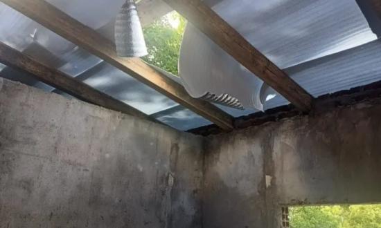 Un hombre falleció tras caer del techo mientras trabajaba en una obra