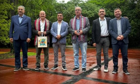 Visit7Wonders: Cataratas del Iguazú y Machu Picchu sellan un acuerdo que une naturaleza, cultura y pueblos...