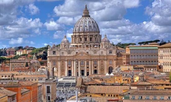 El Vaticano volvió a cuestionar el aborto y condenó el cambio de sexo y también la maternidad subrogada...