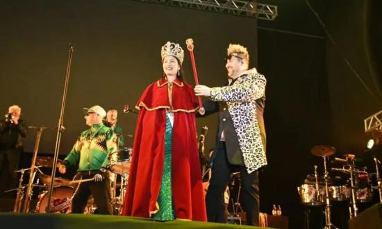 Los Auténticos Decadentes cerraron la Fiesta del Mate y la Amistad en Vira...